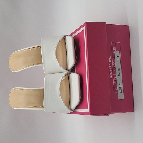 815- Mique Women's Sandals Heels White Color Size 6.5 NWT - Picture 8 of 9